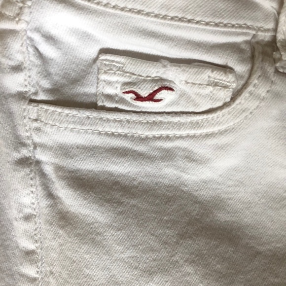 hollister white ripped jeans with zippers - Picture 3 of 3